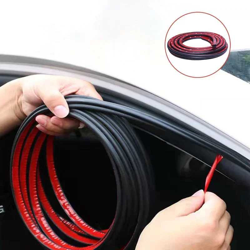 Soundproof sealing strip for cars