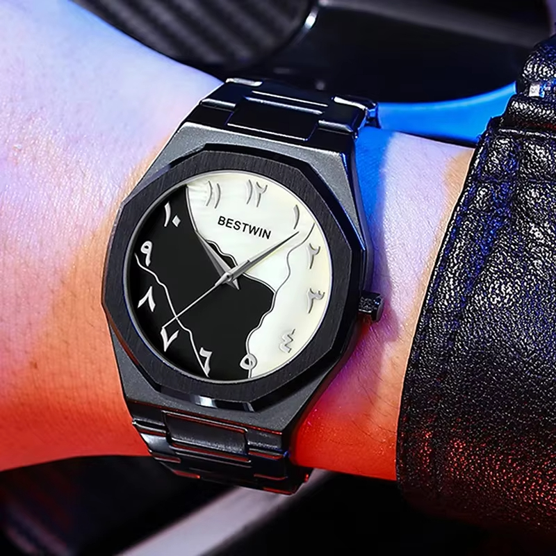 Unique design men's quartz watch