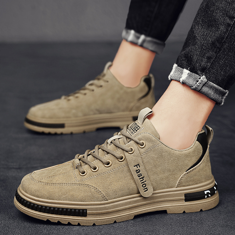 2025 new men's casual soft leather sports shoes